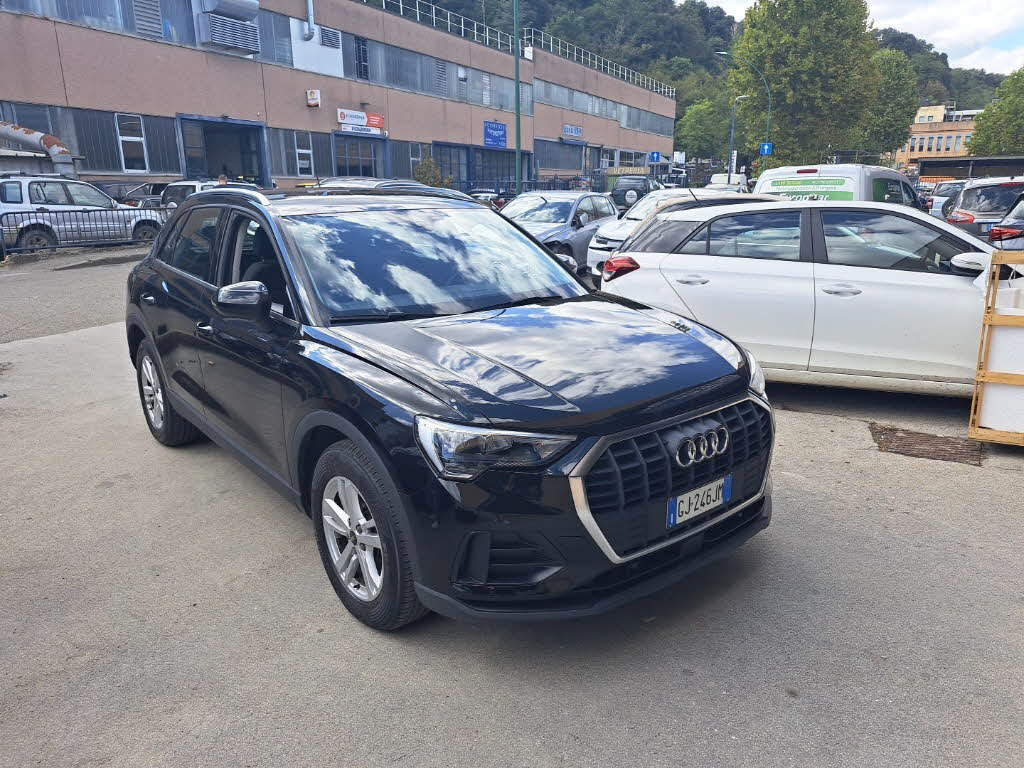 AUDI Q335 TDIS tronic Business
